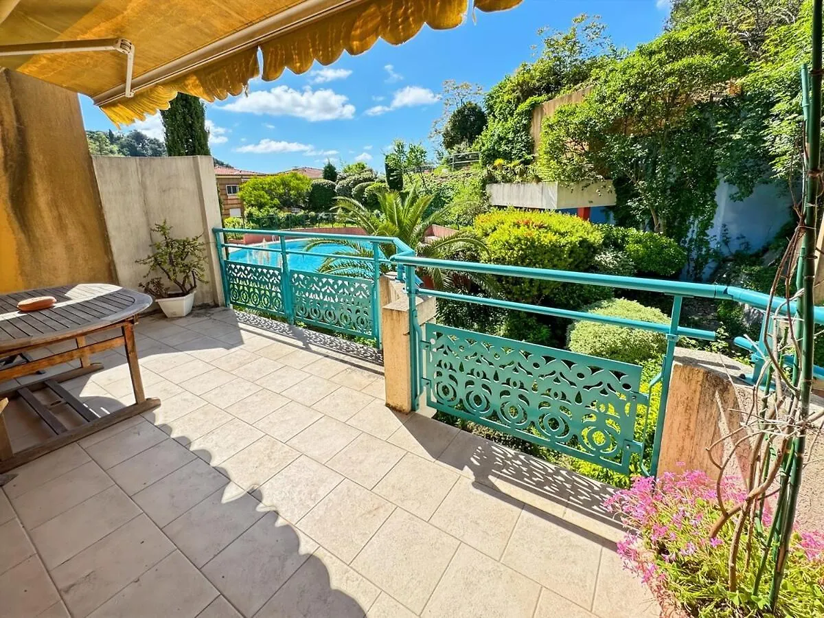 Apartamento Magic Pool View, Rickeys Rocabruna Francia